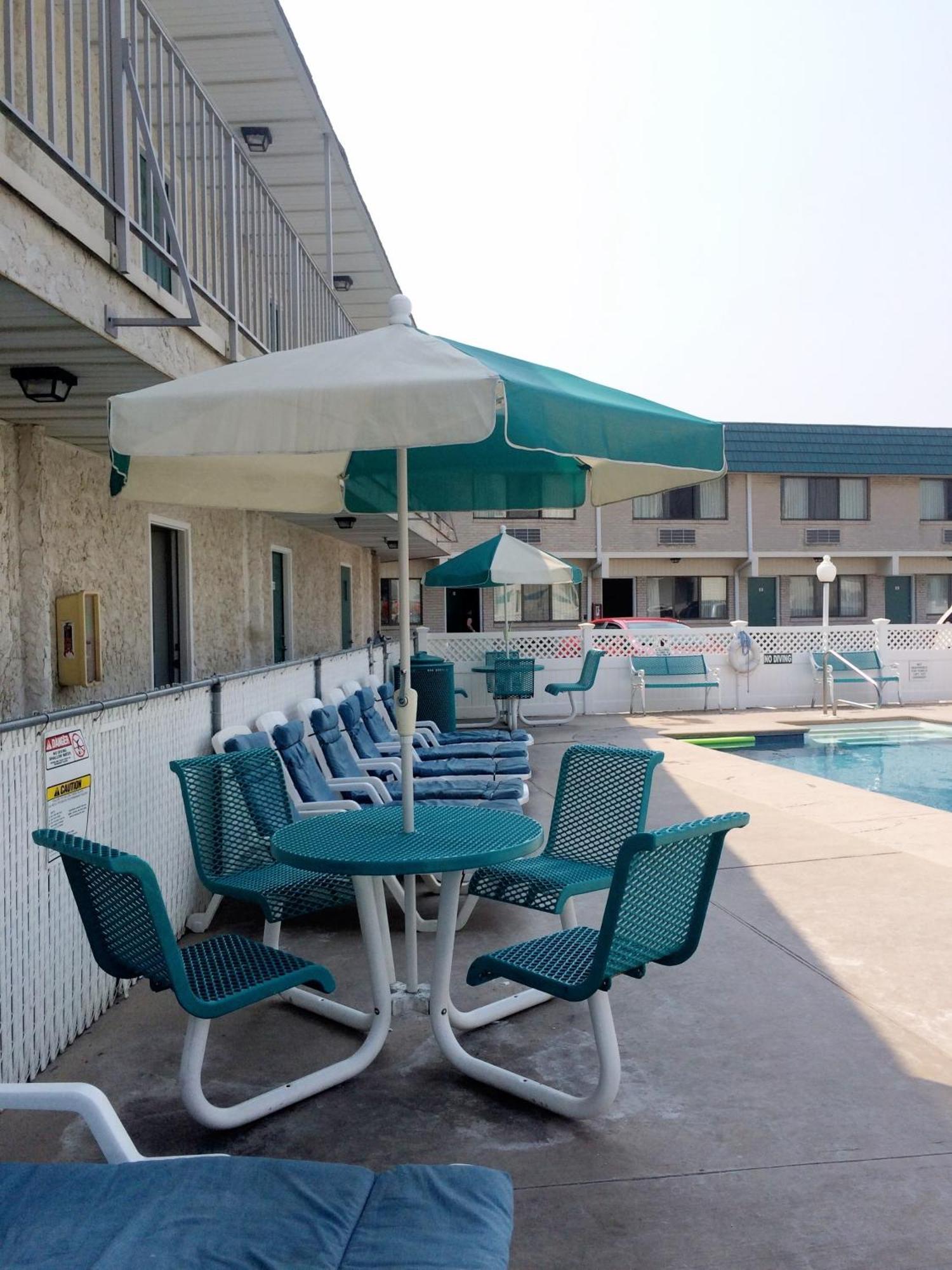 Sand Pebble Motor Lodge Point Pleasant Beach Bagian luar foto