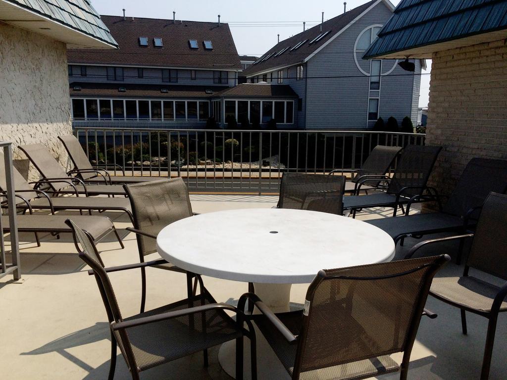 Sand Pebble Motor Lodge Point Pleasant Beach Bagian luar foto