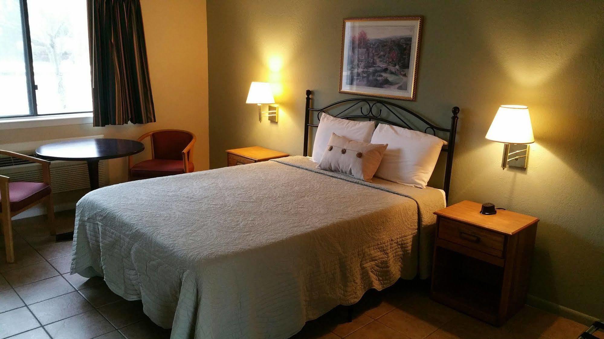 Sand Pebble Motor Lodge Point Pleasant Beach Bagian luar foto